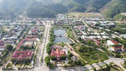Gắn quy hoạch, xây dựng hạ tầng với sắp xếp dân cư ở huyện miền núi Tây Giang