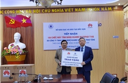 Huawei Việt Nam đồng hành cùng giáo dục vùng cao