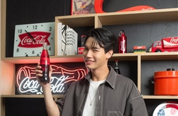 Coca-Cola® bắt tay cùng siêu sao Châu Á Win Metawin