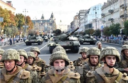 Ukraine diễu binh Ngày độc lập rầm rộ nhất từ trước đến nay