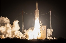 Vụ phóng thứ 100 của tên lửa đẩy Ariane 5