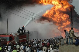 Trên 30 thi thể bị cháy tại hiện trường vụ nổ đường ống dẫn dầu ở Nigeria