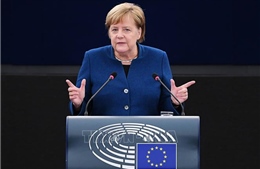 Thủ tướng Đức bảo vệ Hiệp ước toàn cầu về di cư