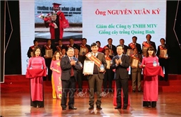 Tôn vinh 53 nhà khoa học của nhà nông