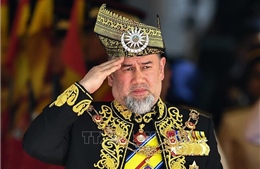 Quốc vương Malaysia Muhammad V thoái vị