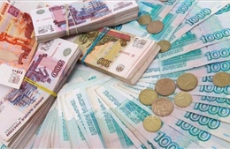 Đà đi xuống của đồng ruble của Nga vẫn tiếp diễn