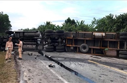 Tai nạn liên hoàn khiến đường tránh Nam Hải Vân bị ách tắc  
