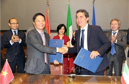 Việt Nam - Italy ký biên bản ghi nhớ về hợp tác trong lĩnh vực năng lượng