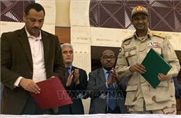 Hội đồng quân sự và phe đối lập tại Sudan nhất trí về tuyên bố Hiến pháp