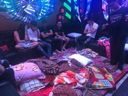 Phát hiện 50 đối tượng dương tính với ma túy trong quán karaoke tại Biên Hòa