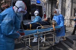 Số ca tử vong tại Trung Quốc do virus Corona tăng lên 360 người