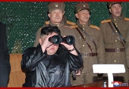 Nhà lãnh đạo Triều Tiên thị sát vụ thử nghiệm vũ khí dẫn đường chiến thuật mới