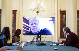 Quốc hội Anh lần đầu tiên họp trực tuyến trong mùa dịch COVID-19