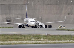 Máy bay chở khách của hãng Ryanair bị dọa đánh bom