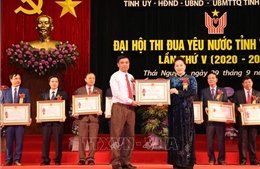 Chủ tịch Quốc hội dự Đại hội thi đua yêu nước tỉnh Thái Nguyên
