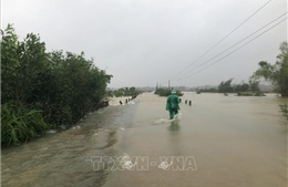 Hà Tĩnh: Nhiều nơi tại huyện Hương Khê bị ngập sâu, khẩn trương sơ tán dân