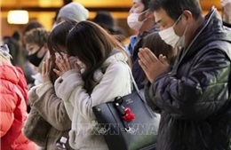 Dịch COVID-19 vẫn diễn biến phức tạp trong ngày thế giới bước sang Năm mới 2021