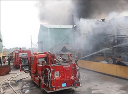 Hỏa hoạn thiêu rụi khu nhà xưởng rộng khoảng 1.000 m2