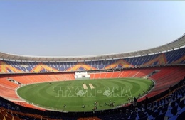 Sân vận động cricket lớn nhất thế giới được mang tên Narendra Modi
