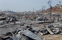 Vụ cháy trại tị nạn ở Bangladesh: Ít nhất 15 người thiệt mạng và 400 người mất tích