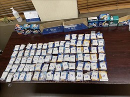 Hải quan Sân bay Tân Sơn Nhất phát hiện 4 kg ma túy giấu trong các hộp thức ăn cho mèo