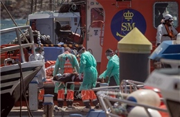 Giải cứu tàu chở người di cư ở quần đảo Canary, Tây Ban Nha