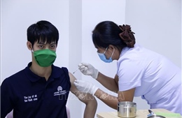 Lào mở rộng tiêm vaccine ngừa COVID-19 cho người nước ngoài