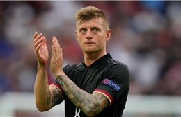 Tiền vệ tài hoa Toni Kroos chia tay đội tuyển Đức