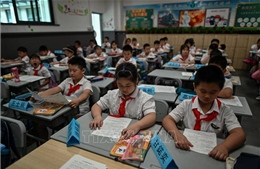 Trung Quốc thông qua luật mới nhằm giảm tải bài tập về nhà cho học sinh