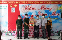Trao quà Tết cho gia đình chính sách, người có công, chiến sĩ Biên phòng tỉnh Tây Ninh
