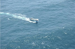 Thuyền chở 60 người bị lật ở ngoài khơi Liban