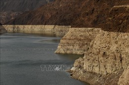 Mực nước tại hồ dữ trữ lớn nhất Mỹ xuống mức thấp kỷ lục