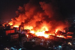 Cháy chợ ở Somalia làm bị thương 28 người và thiêu rụi hàng trăm gian hàng