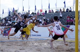 Khởi tranh môn bóng ném bãi biển: Việt Nam và Philipines đều giành thắng lợi​