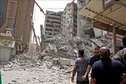 Sập tòa nhà 10 tầng tại Iran, nhiều người tử vong và bị mắc kẹt