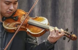 Cây đàn violin Stradivarius cổ được bán đấu giá hơn 15 triệu USD