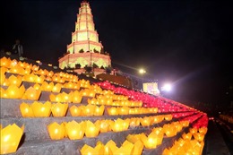 Lễ cầu an và hội hoa đăng - điểm nhấn của Lễ hội mùa Thu Côn Sơn - Kiếp Bạc