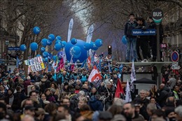 740.000 người tham gia làn sóng biểu tình mới trên toàn nước Pháp