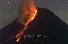 Núi lửa Merapi ở Indonesia phun trào