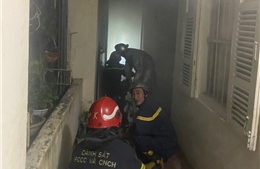 Hà Nội: Kịp thời dập tắt đám cháy tại khu tập thể Thành Công