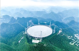 Trung Quốc nâng cấp hệ thống bảo trì kính viễn vọng FAST