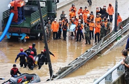 Hàn Quốc điều tra vụ ngập lụt đường hầm làm 13 người tử vong