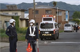Cảnh sát Nhật Bản bắt giữ tay súng cố thủ trong bưu điện gần Tokyo
