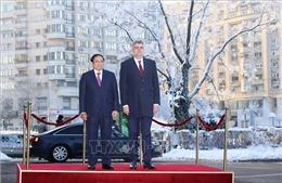 Thủ tướng Ion-Marcel Ciolacu chủ trì lễ đón Thủ tướng Phạm Minh Chính thăm chính thức Romania