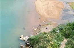 Tìm thấy thi thể thiếu niên bị đuối nước trên sông Chảy