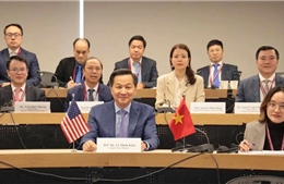 Phó Thủ tướng Lê Minh Khái trao đổi với Đại diện Thương mại Hoa Kỳ
