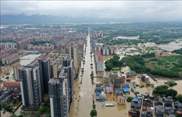 Mưa lớn trút xuống tỉnh Quảng Tây, miền Nam Trung Quốc