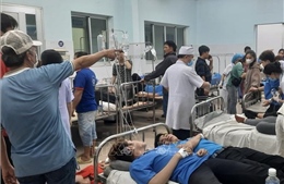 Khoảng 100 công nhân ở Đồng Nai nhập viện cấp cứu nghi ngộ độc thực phẩm