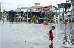 Indonesia khuyến cáo người dân đề phòng bão Man-yi