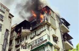 Cháy chung cư tại Ấn Độ, 3 cha con tử vong